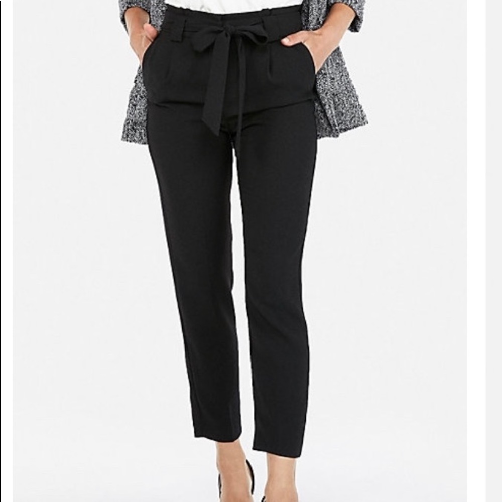 High waisted Sash ankle waist ankle pants! 👑✨
